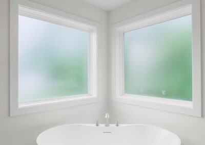 primary bathtub